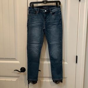 WHITE HOUSE BLACK MARKET Skinny Black Lace Hem Jeans 2